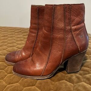 Frye bootie